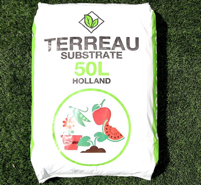 Terreau Substrate Holland Potting Soil provide high air and water holding capacity ideal drainage characteristics and structural stability Greensouq